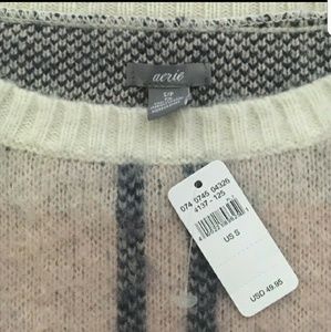 Aerie cute sweater
